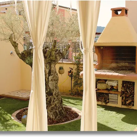 Holiday home Simius Yanna House