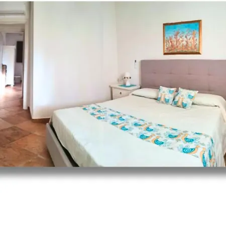 Simius Yanna House