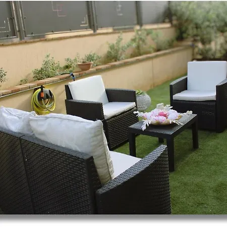 Simius Yanna House Hébergement de vacances *